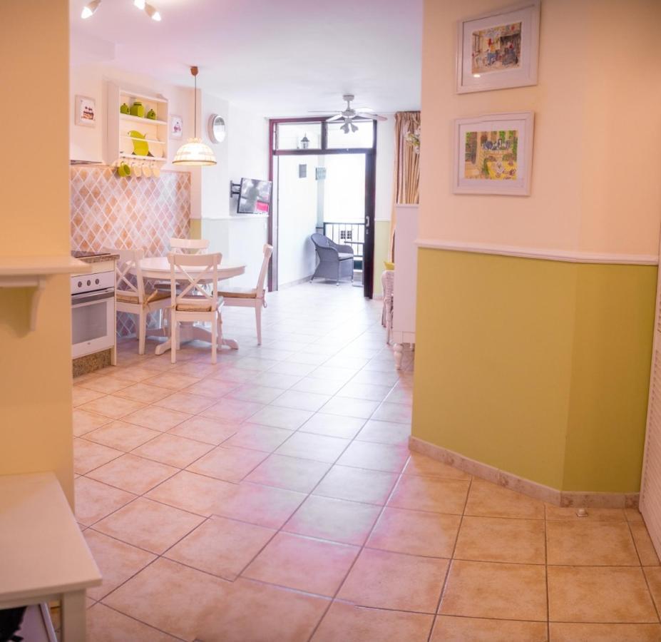 Apartment El Carmen In Los Cristianos 洛斯克里斯蒂亚诺斯 外观 照片